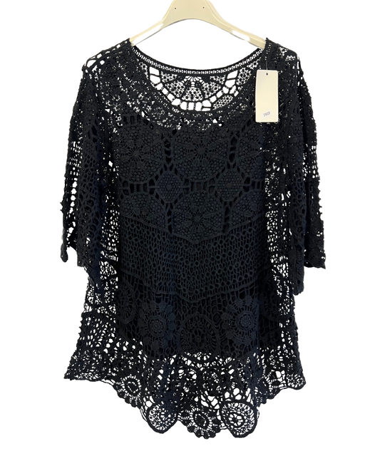 2 Piece Set Crochet Quirky Casual Tunic Top with Matching Vest in Black