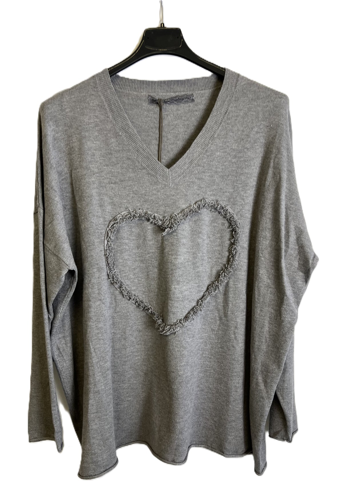 Brand New Italian Womens Soft Knit Embossed Heart Design V-Neck Long Sleeved Top
