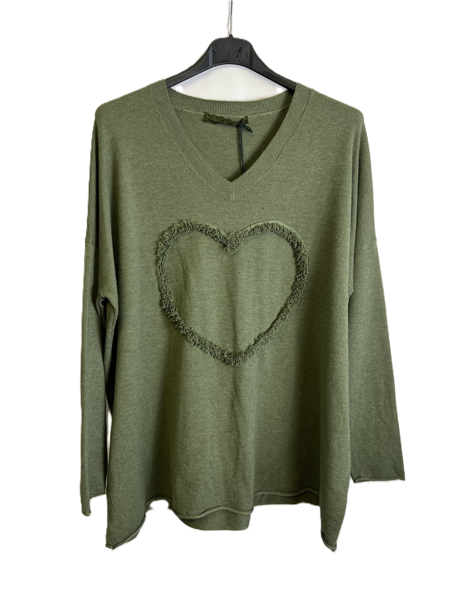 Brand New Italian Womens Soft Knit Embossed Heart Design V-Neck Long Sleeved Top