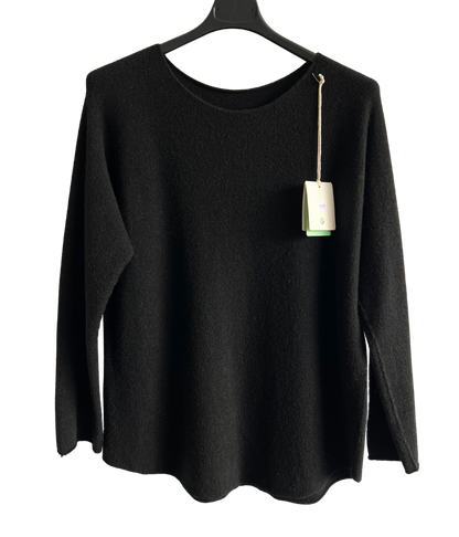 Brand New Italian Soft Knit Basic Jumper Curved Hem Round Neck