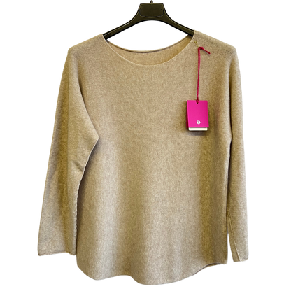 Brand New Italian Soft Knit Basic Jumper Curved Hem Round Neck