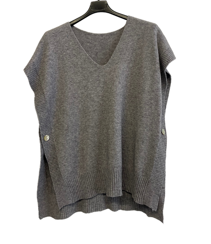 Brand New Autumn 24’ Italian Womens Soft Knitted Sleeveless Button Design V Neck Tank Top